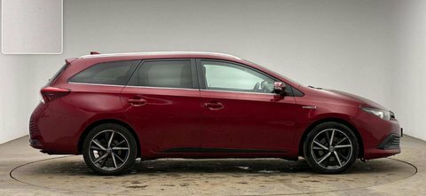Toyota Auris 1.8 Auris Design Red #4