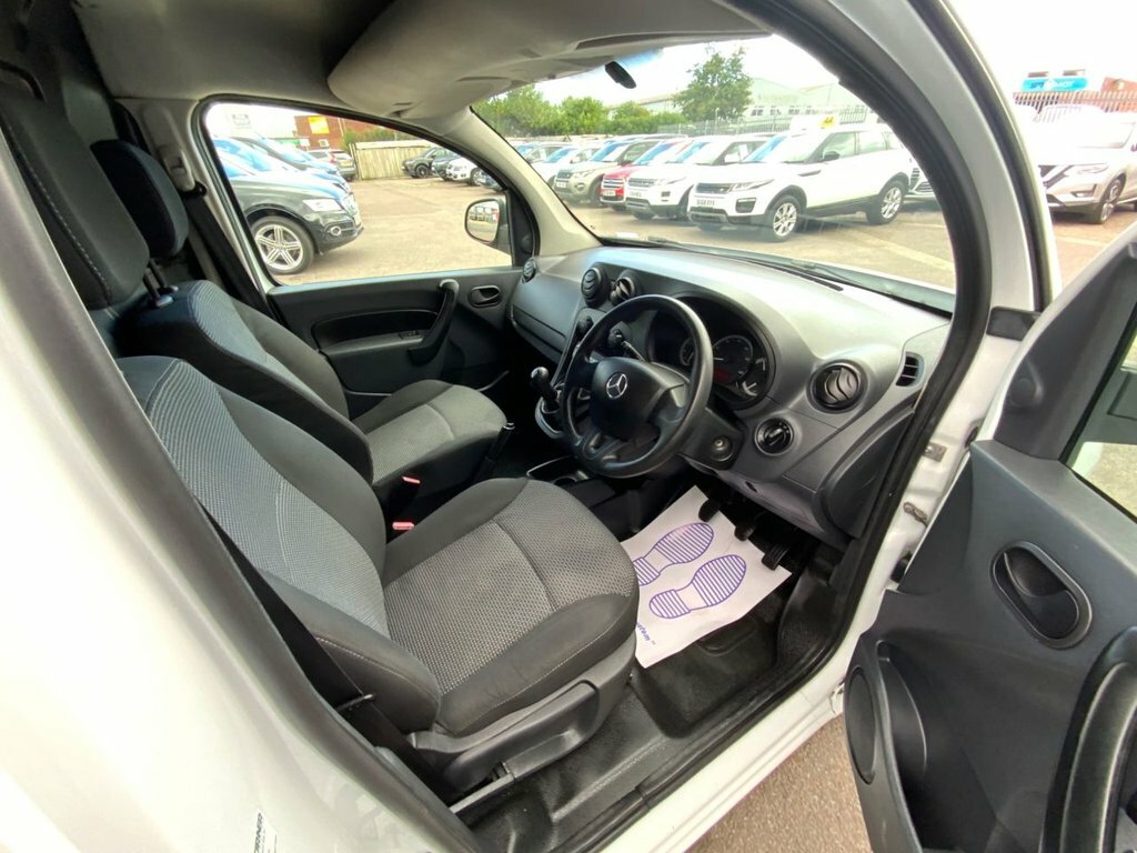 Mercedes-Benz CITAN Panel Van White #11