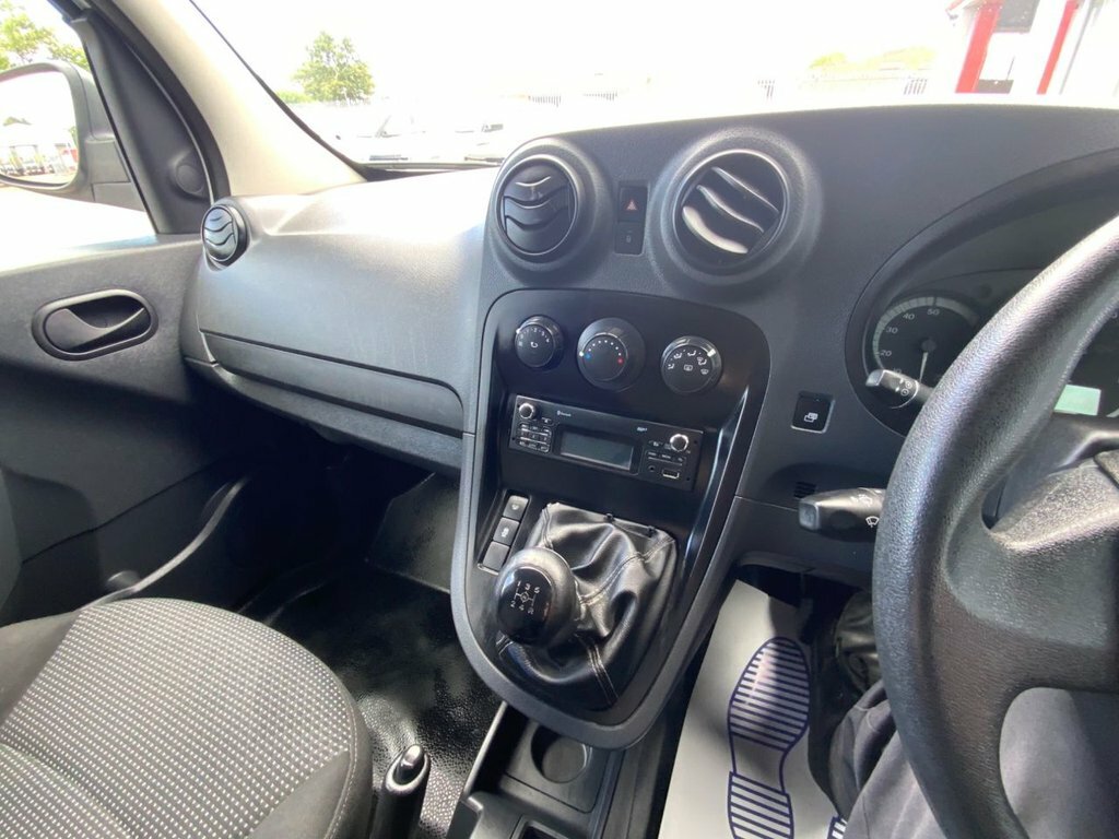 Mercedes-Benz CITAN Panel Van White #13