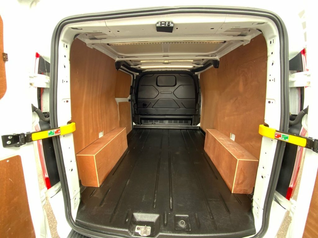 Ford Transit Custom 2L Limited MF72ZXW White #3