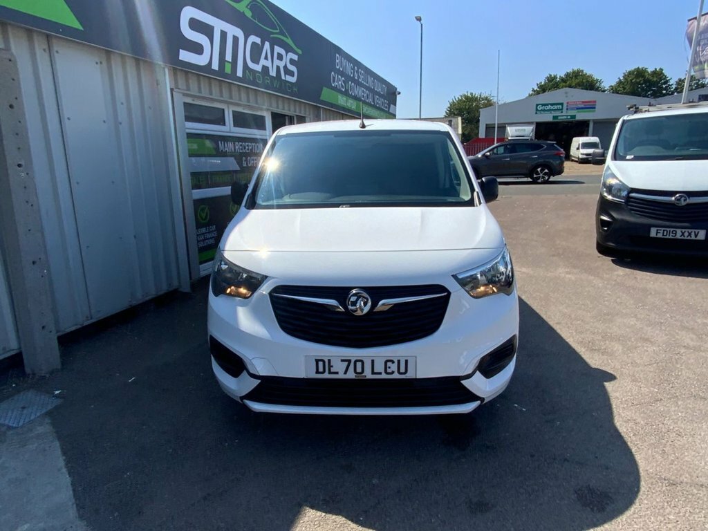 Vauxhall Combo 1.6L Sportive White #2