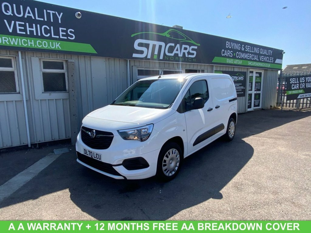Vauxhall Combo 1.6L Sportive White