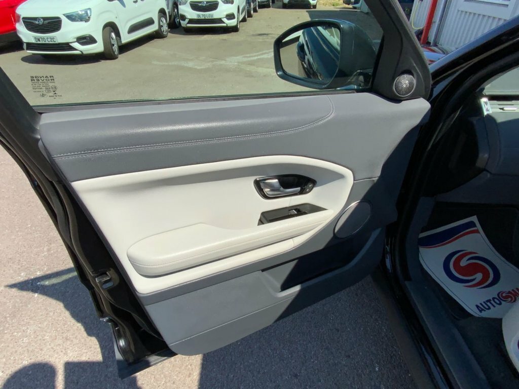 Land Rover Range Rover Evoque 2L Se Tech Black
