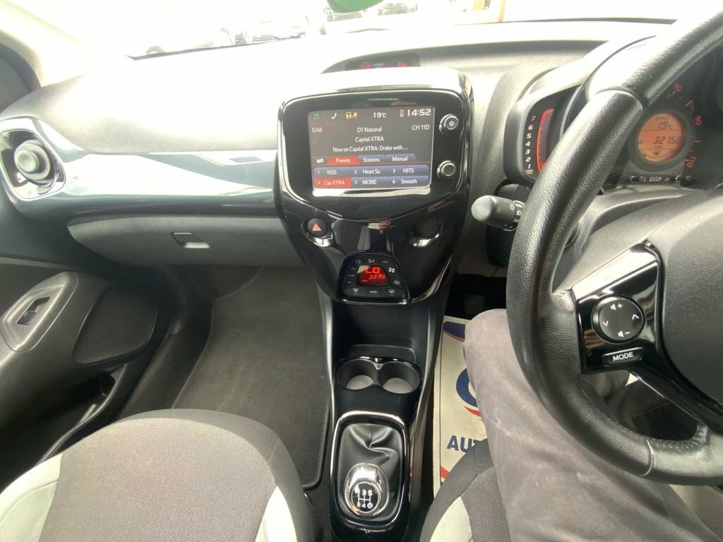 Toyota Aygo Hatchback Red #12