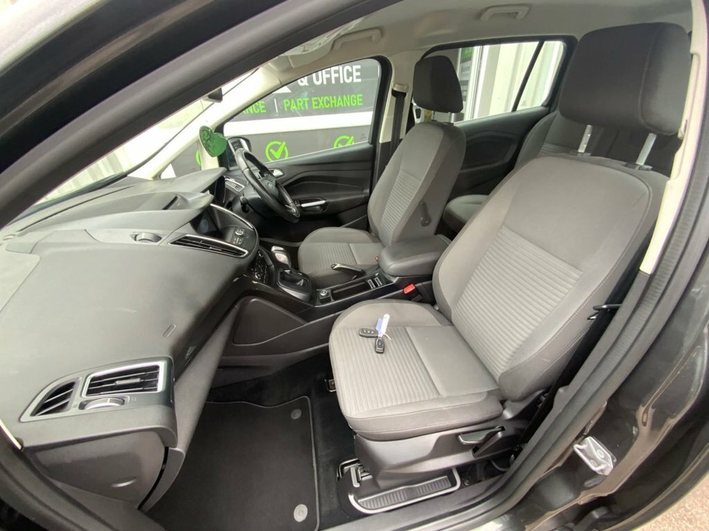 Ford Grand C-Max Titanium X Red #12