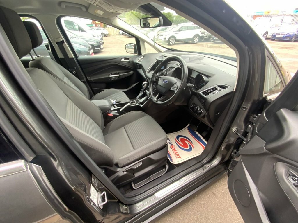 Ford Grand C-Max Titanium X Red #17
