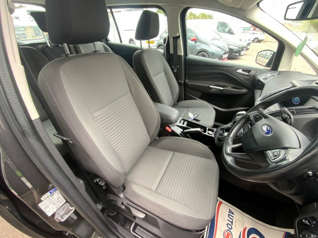 Ford Grand C-Max Titanium X Red #16