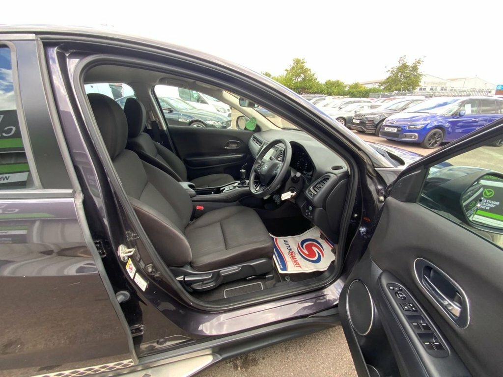 Honda Hr-V 1.6L Se Navi Black #3