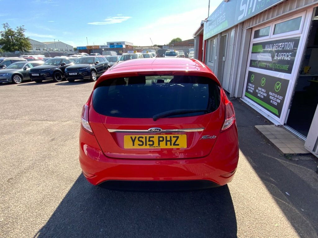 Ford Fiesta 1.5L Titanium Red #4