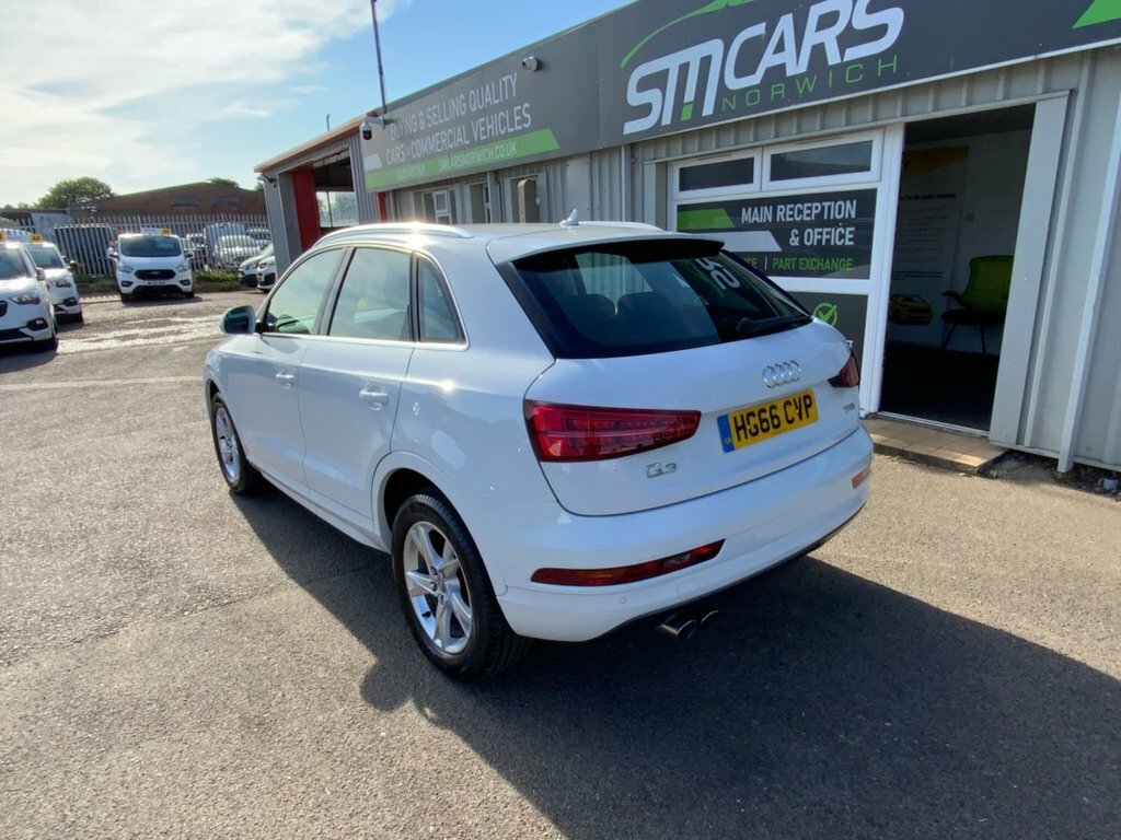 Audi Q3 1.4L Sport White #3