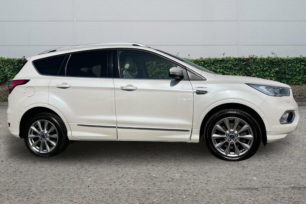 Ford Kuga 2.0 Tdci Vignale Powershift Awd Euro 6 Ss EJ67WRA White #3