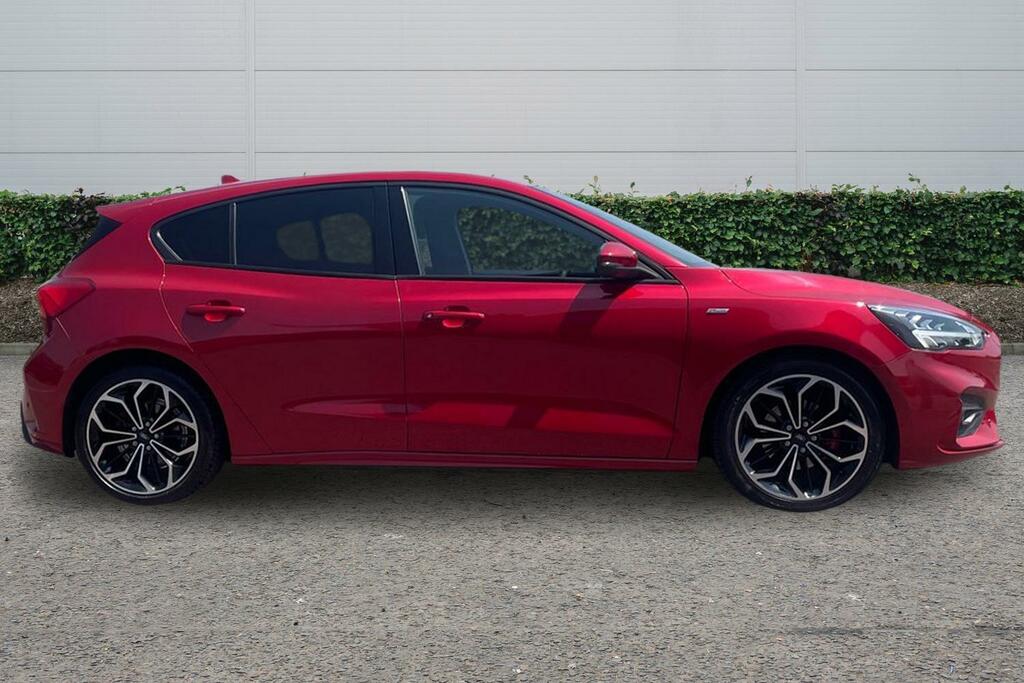 Ford Focus 1.0 Ecoboost 125 St-line X Edition ML70ZFY Red #3