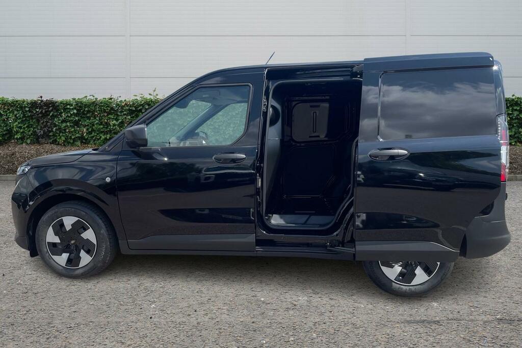 Ford Transit Courier 100Kw 43Kwh Trend Van Black #3