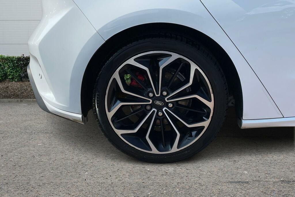 Ford Focus 1.0 Ecoboost 125 St-line X WA19UNK White #6