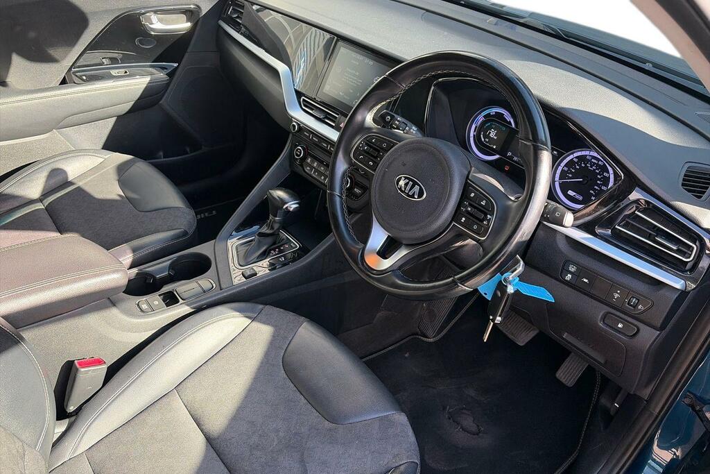 Kia Niro 1.6 Gdi 8.9Kwh 2 Suv Plug In Hybrid Dct Black #8