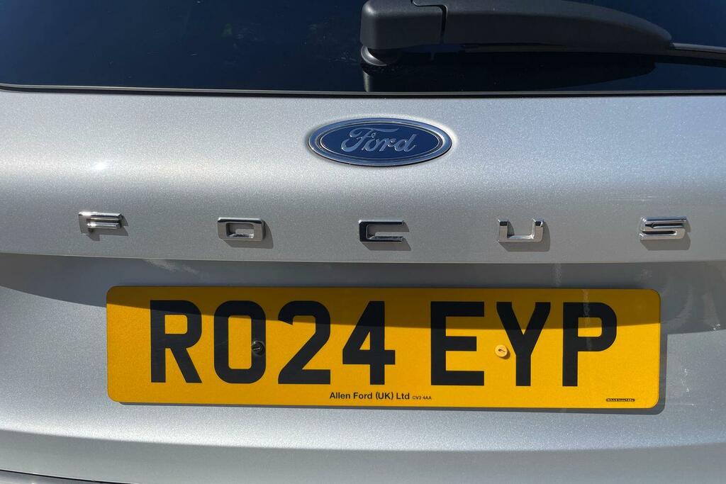 Ford Focus 1.0T Ecoboost Mhev St-line Estate Hybri Red #24