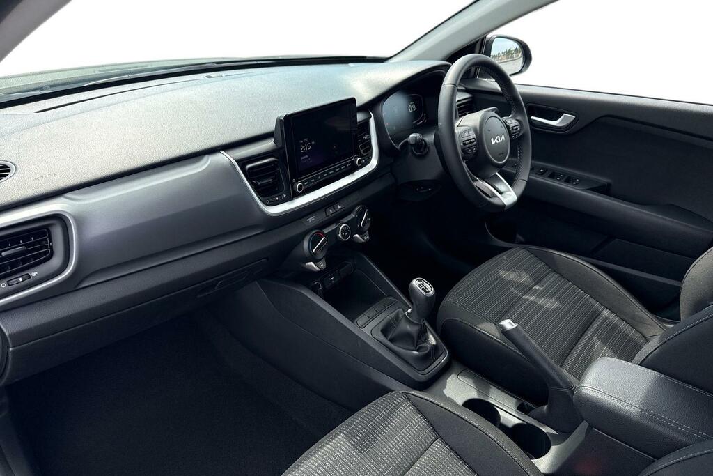 Kia Stonic 1.0T Gdi 98 2 Black #6