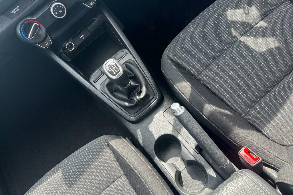 Kia Stonic 1.0 T Gdi Mhev Gt Line S Suv Hybrid Dct Grey #9