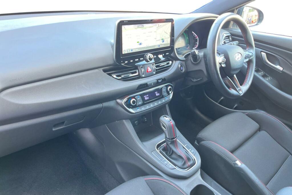 Hyundai I30 1.0 T-gdi Se Nav Tourer Euro 6 Ss White #7