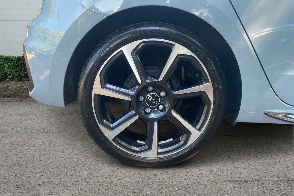 Audi A1 25 Tfsi Black Edition BG71RBV Grey #6