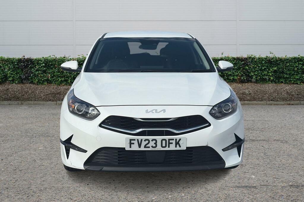 Kia Ceed 1.5T Gdi Isg 3 White #4