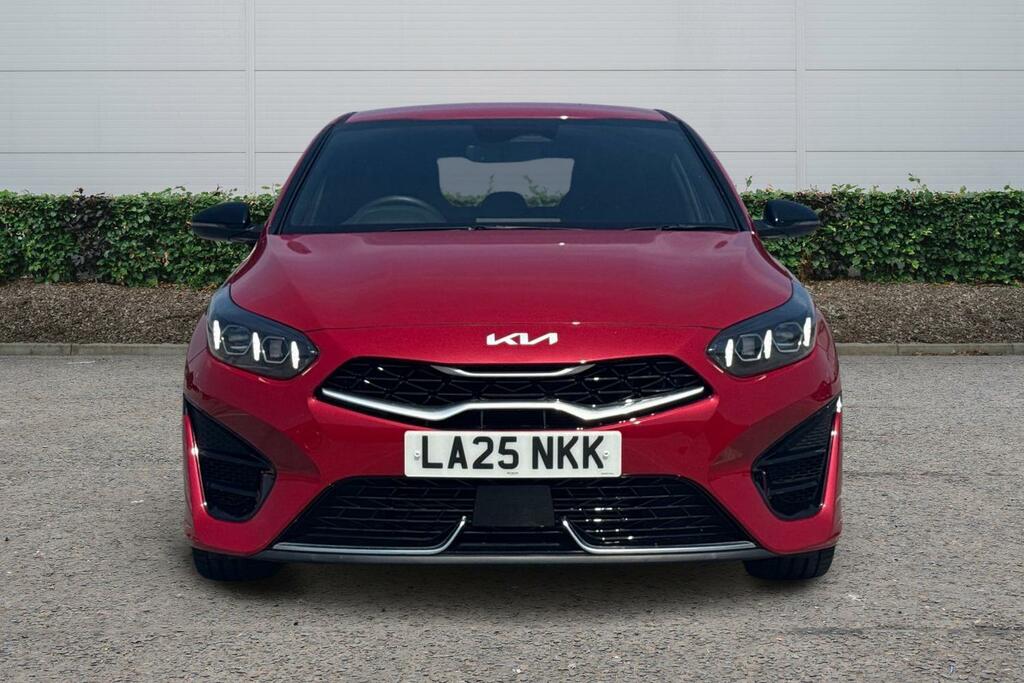 Kia Ceed 1.5T Gdi Isg 138 Gt-line Dct Red #4