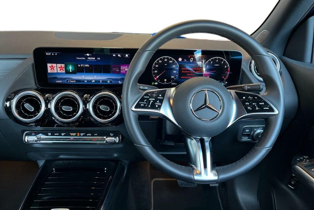 Mercedes-Benz GLA Class 1.3 Gla180h Mhev Sport Edition Suv Hybr #9