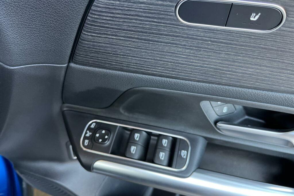 Mercedes-Benz GLA Class 1.3 Gla180h Mhev Sport Edition Suv Hybr #16
