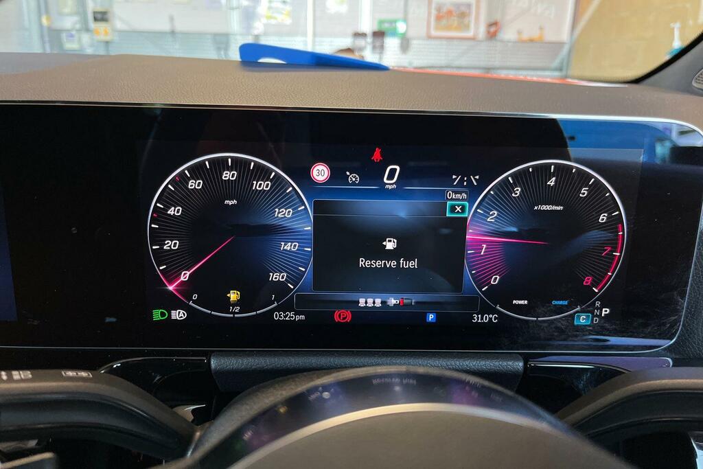 Mercedes-Benz GLA Class 1.3 Gla180h Mhev Sport Edition Suv Hybr #13