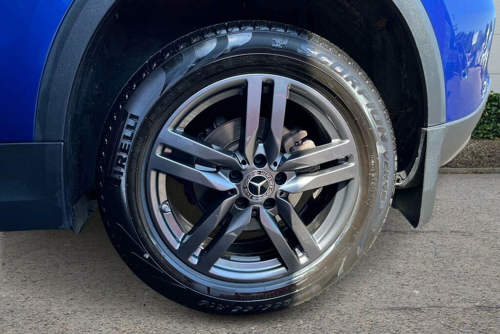 Mercedes-Benz GLA Class Gla 180 Sport Edition Blue #6