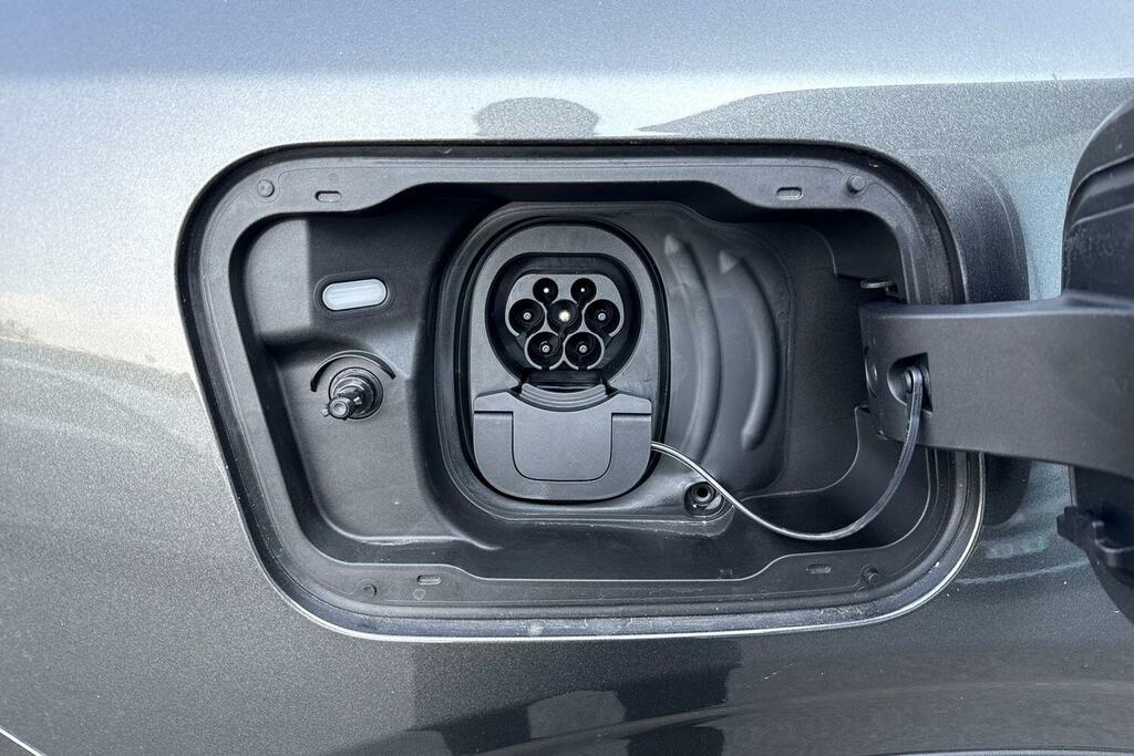 Ford Explorer 210Kw Premium 77Kwh 2026 #26