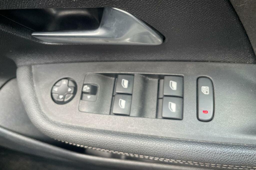 Vauxhall Mokka Ultimate Grey #16