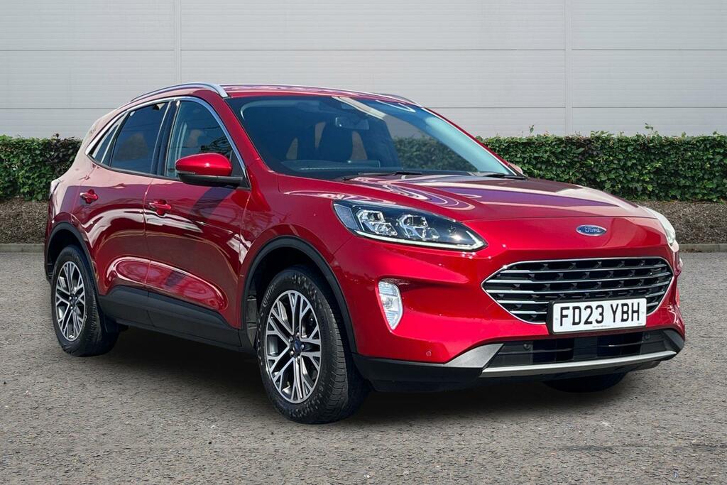 Ford Kuga 1.5 Ecoboost 150 Titanium Edition Red