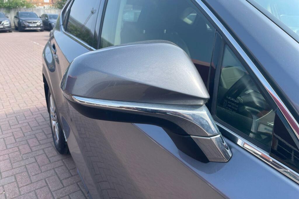 Lexus NX Lexus Nx300h Luxury Silver #20