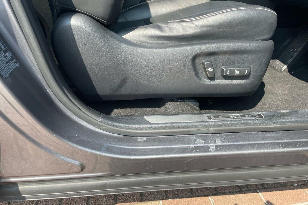 Lexus NX Lexus Nx300h Luxury Silver #19
