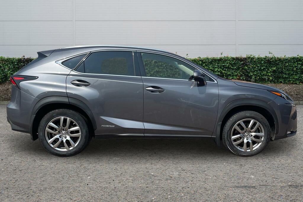 Lexus NX 300H 2.5 Luxury Cvt #3