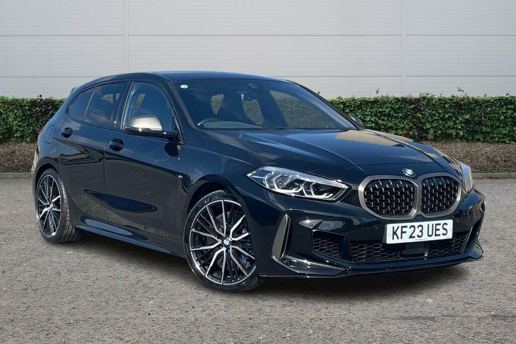 BMW 1 Series M135i Xdrive Step Black