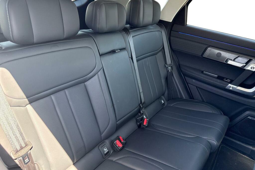 JAECOO 7 1.6T Deluxe Dct Estate Black #9