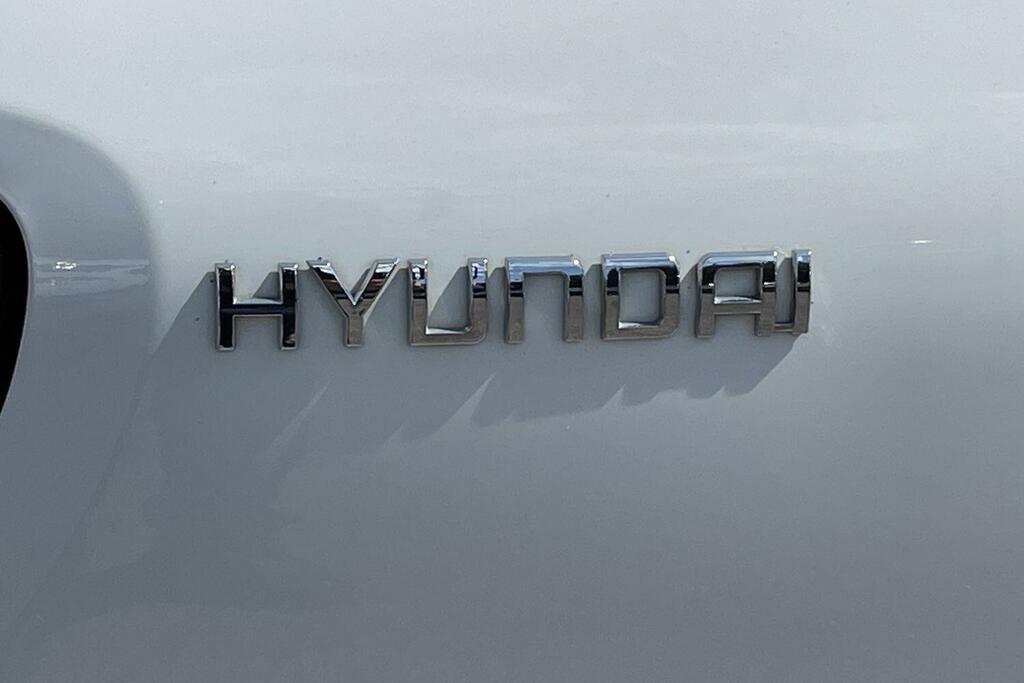 Hyundai I10 1.2 Se Hatchback Red #28
