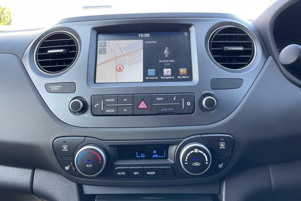 Hyundai I10 1.2 Se Hatchback Red #36