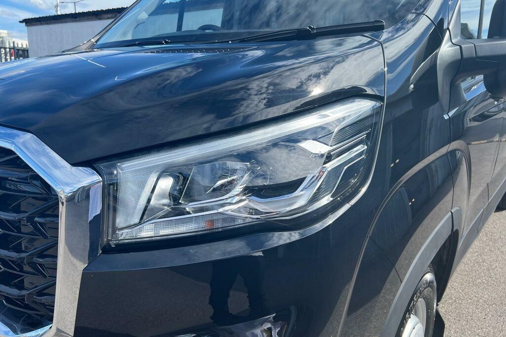Maxus Deliver 9 Deliver 9 2.0 D20 150 Chassis Cab Silver #20