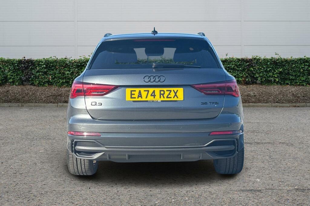 Audi Q3 1.5 Tfsi Cod 35 Black Edition S Tronic Euro 6 Ss Grey #4