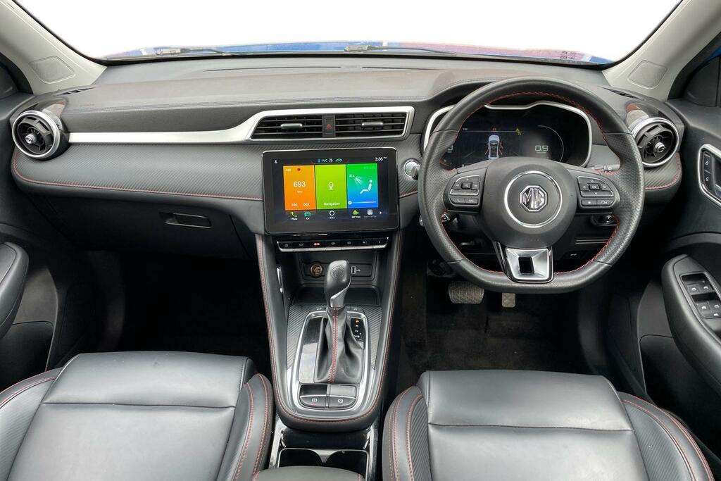MG ZS 1.0T Gdi Exclusive Red #9