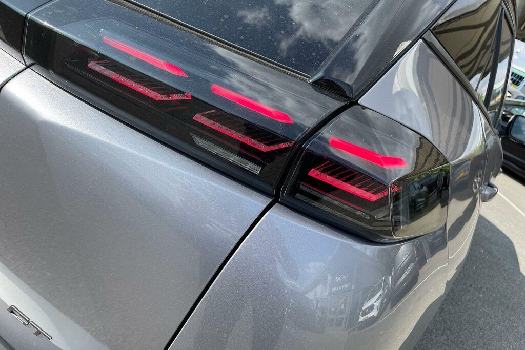 Peugeot 2008 1.2 Puretech Allure Black #23