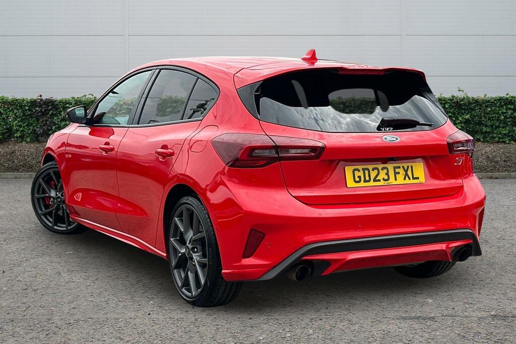 Ford Focus 2.3 Ecoboost St Red #2