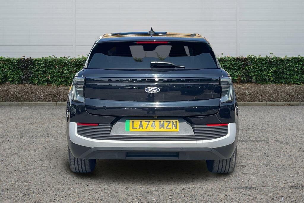 Ford Explorer 210Kw Select 77Kwh Black #4