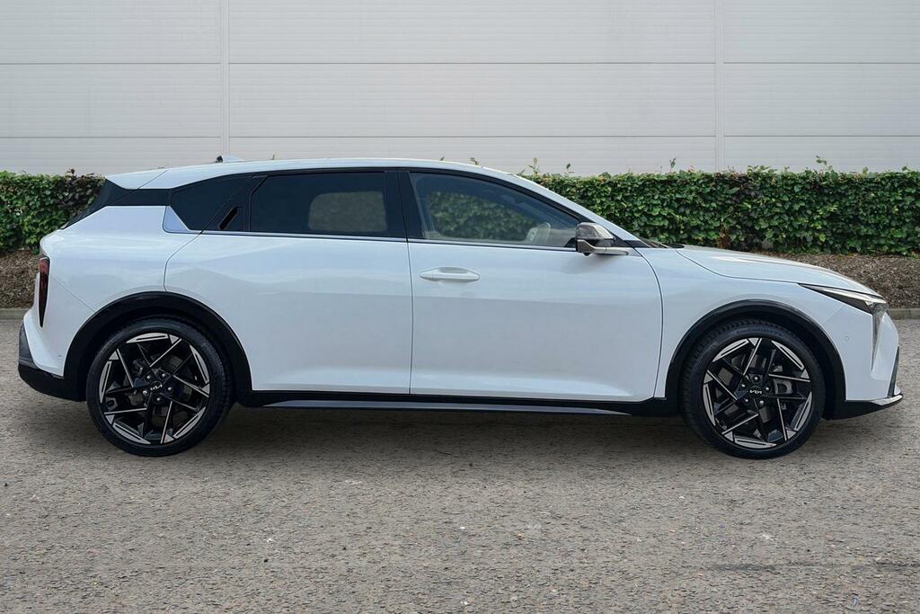Kia K4 Kia K4 Hatchback 1.6T-gdi 180 Gt-line S Dct KT75LFW White #3