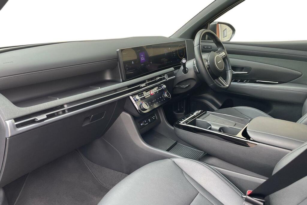 Hyundai Tucson Advance White #7