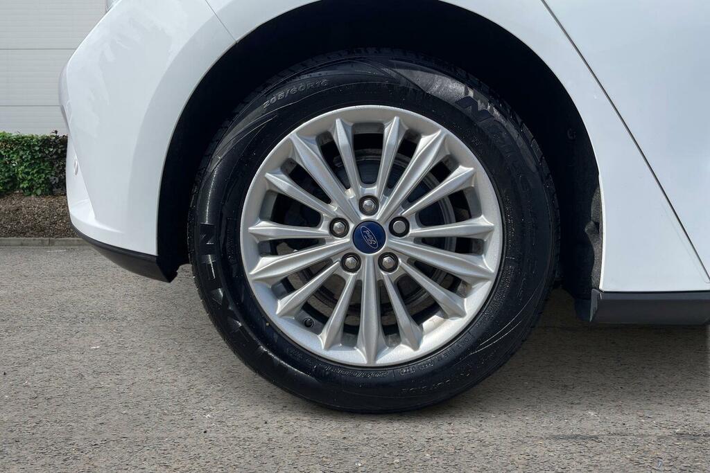 Ford Focus 1.0 Ecoboost 125 Titanium White #6