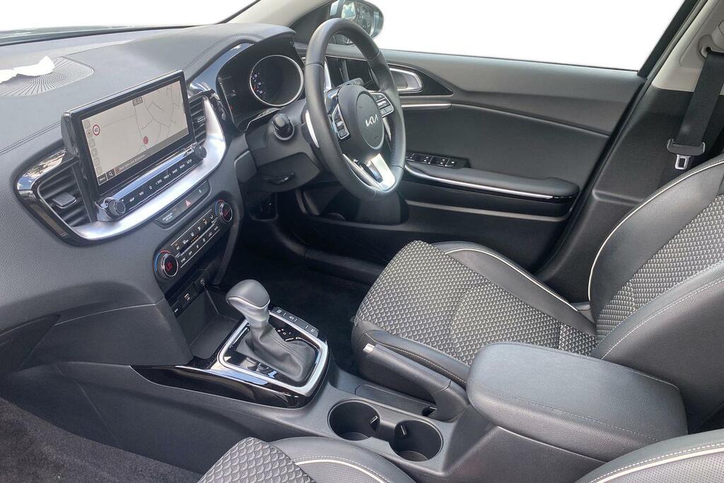 Kia Xceed 1.0T Gdi Isg 113 Pure Dct Hatchback SL26WVW White #7